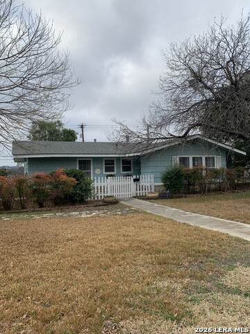 410 Rilla Vista - Photo 1