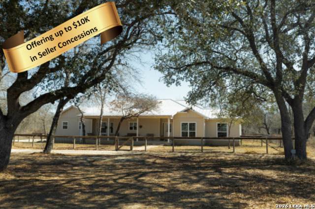 461 County Road 6723 - Photo 1