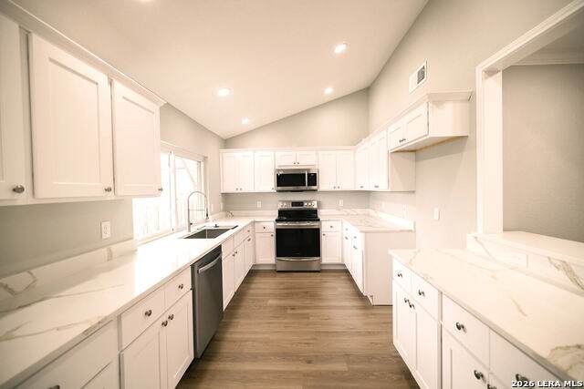 5710 Green Manor - Photo 1