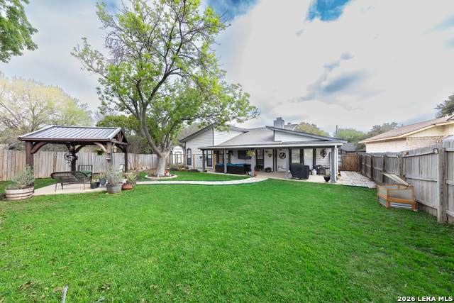 13830 Brook Hollow - Photo 1