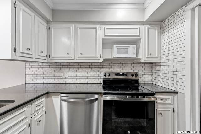5359 Fredericksburg - Photo 1