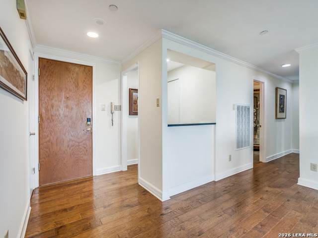 7887 Broadway - Photo 1