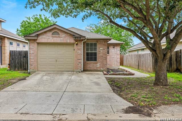 4014 Sparrow Lk - Photo 1