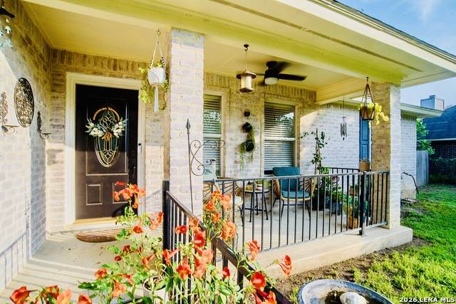523 Woodlake Dr - Photo 1