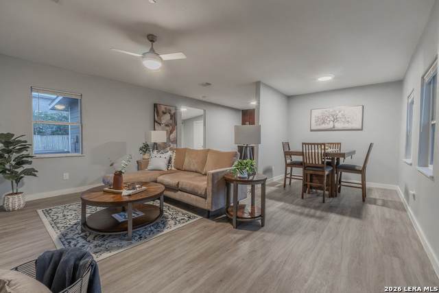 210 Greenhaven Dr - Photo 1
