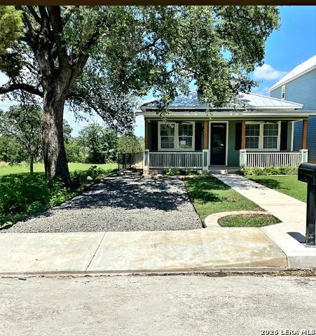 291 East Ave - Photo 1