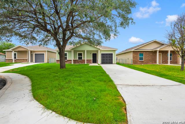 615 Villa Linda - Photo 1