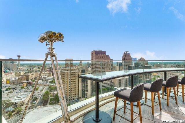 123 Lexington - Photo 1