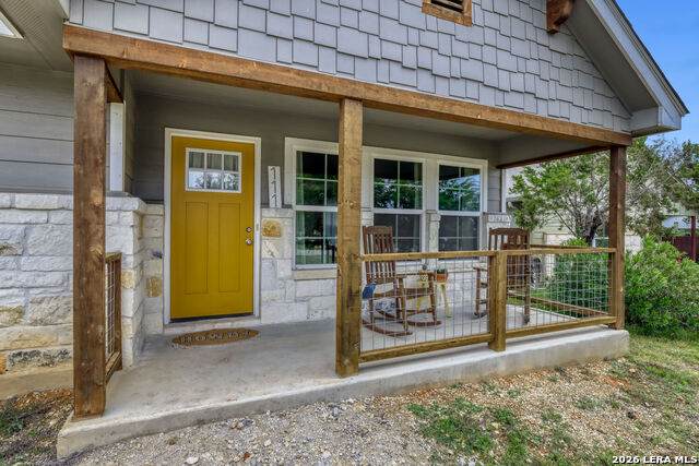 111 Alpine Ct - Photo 1