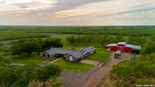 580 Fm 1332 - Photo 1