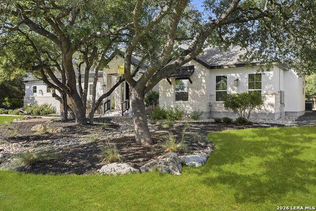 1062 Pegasus Dr - Photo 1