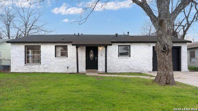 158 Bayville Dr - Photo 1
