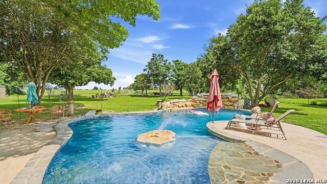 108 Woodlake Dr - Photo 1