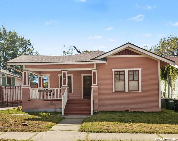 1138 Magnolia Ave - Photo 1
