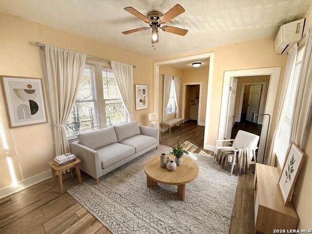 409 Canton - Photo 1