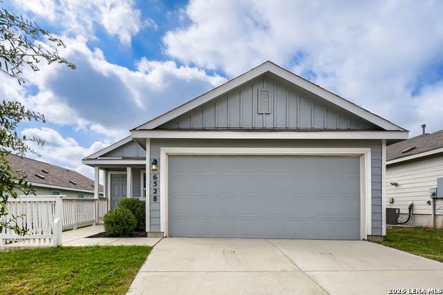 6528 Scarecrow Way - Photo 1