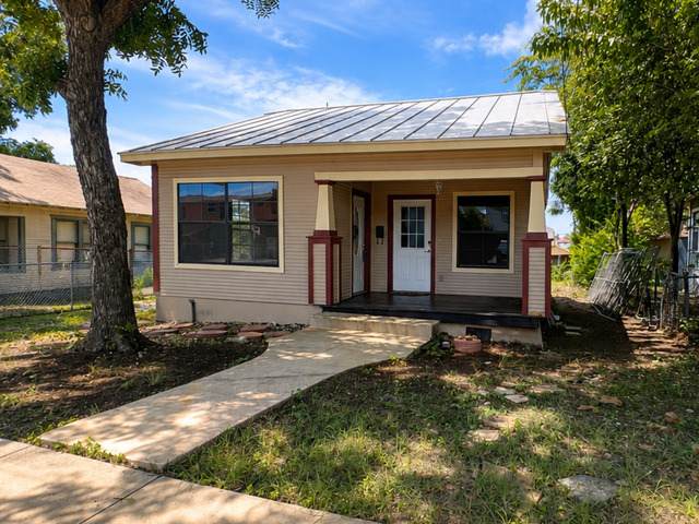 821 Josephine St - Photo 1