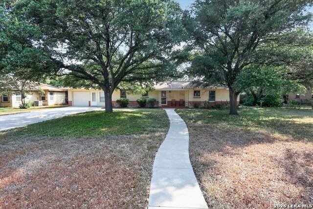 2611 Danbury St - Photo 1