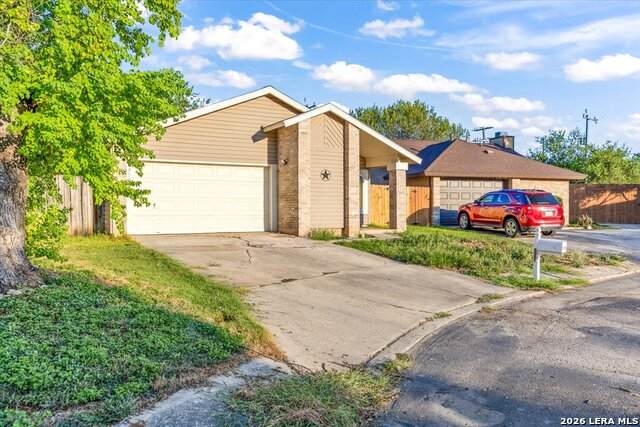 7906 Laurel Bnd - Photo 1