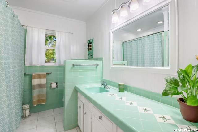 827 Merriweather St - Photo 1