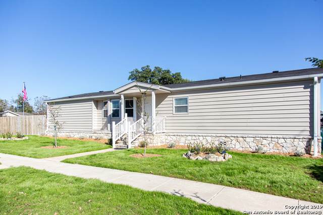 176 Bluebonnet Circle - Photo 1