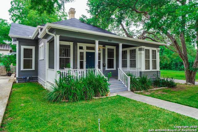 223 Magnolia Ave - Photo 1