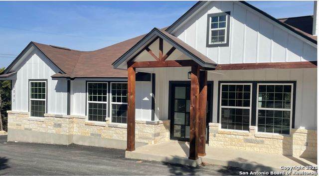 1025 Scenic View Dr - Photo 1