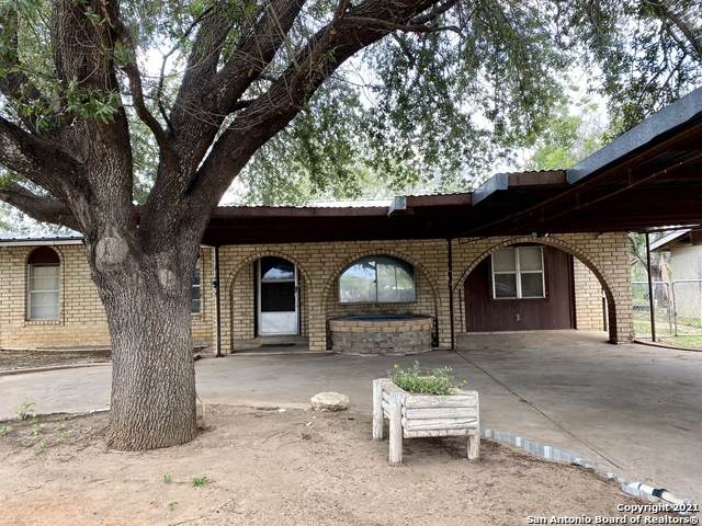 1506 Bruno St - Photo 1