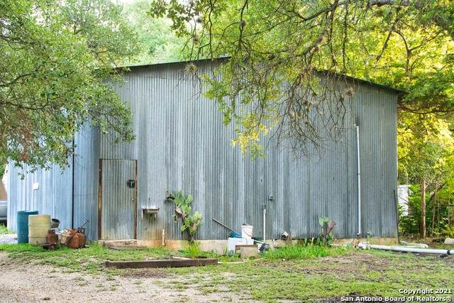 333 18th St E - Photo 1