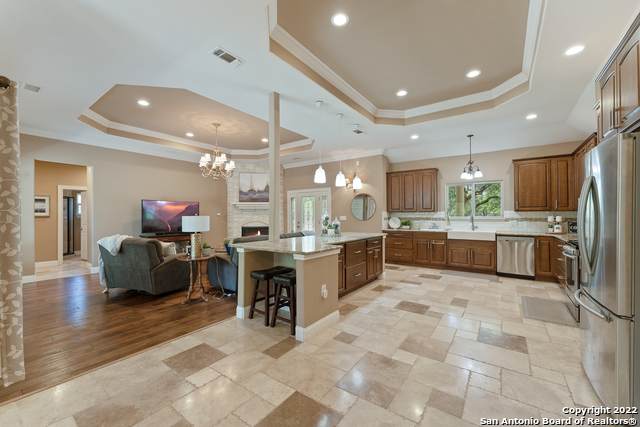 960 Falling Water Dr - Photo 1