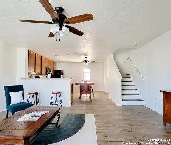 5422 Pertelote Farm - Photo 1