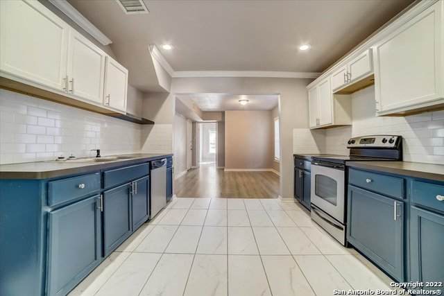 632 Drexel Ave - Photo 1