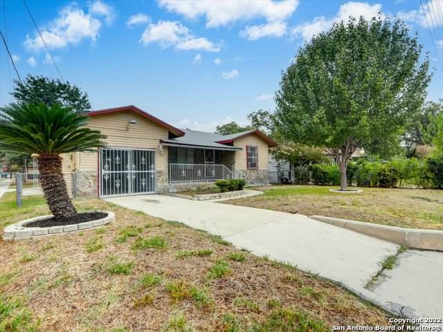 1545 Pyron Ave - Photo 1