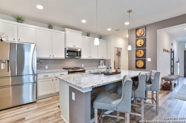 8226 Morningside Pl - Photo 1