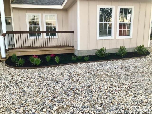 4306 Red Top Hill - Photo 1