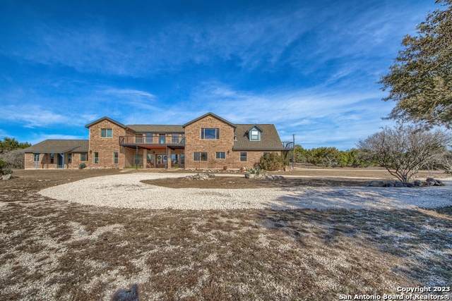 404 Red Oak Dr - Photo 1
