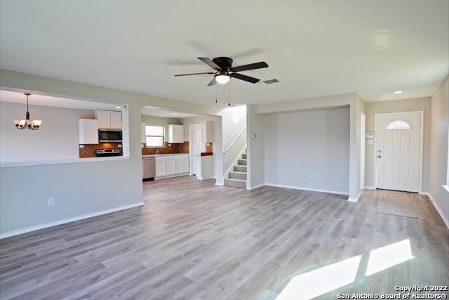 207 Pleasanton Spring - Photo 1