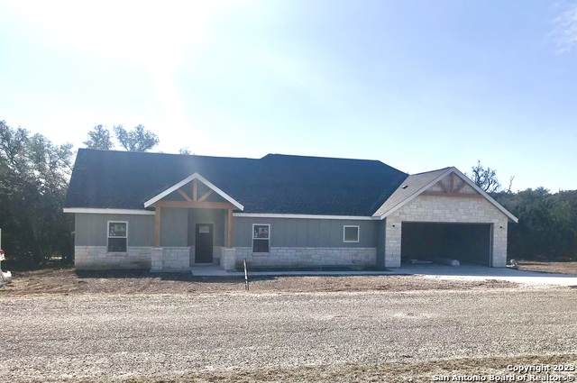 105 Liberty Bell Ln - Photo 1