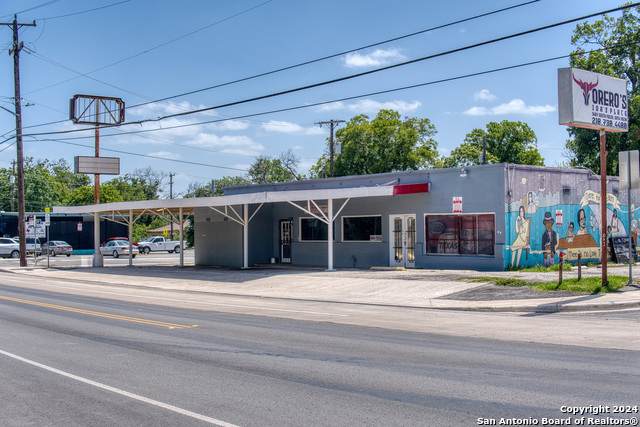 3407 Presa - Photo 1
