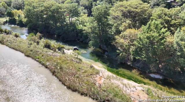454 Center Point River - Photo 1