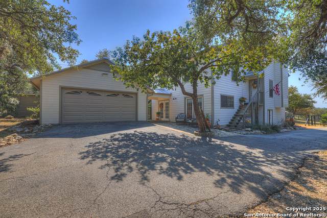 2198 Lakeshore Dr - Photo 1