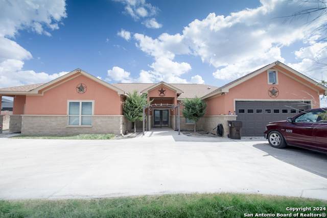 2989 Graytown - Photo 1