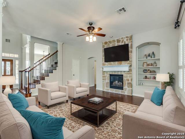 819 Tiger Lily - Photo 1