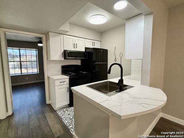 1045 Shook Ave - Photo 1