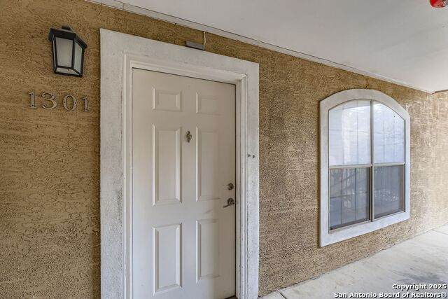 7323 Snowden Dr - Photo 1