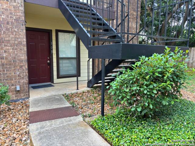2542 Babcock Rd. - Photo 1