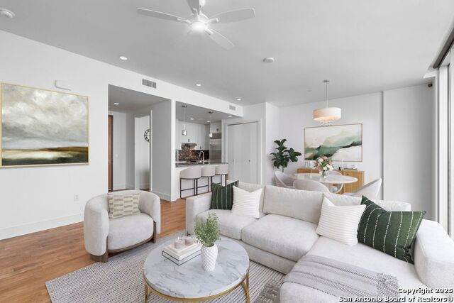 610 Market - Photo 1