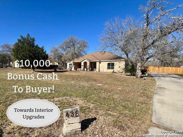 438 Rosewood Dr - Photo 1