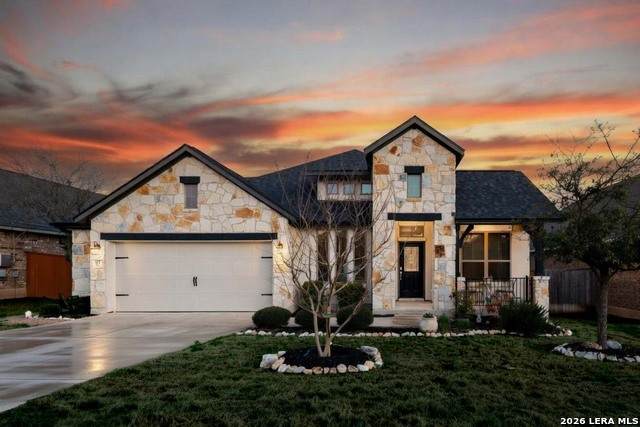 217 Emerald Garden - Photo 1