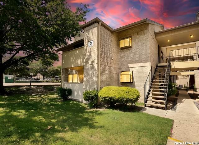 11843 Braesview - Photo 1